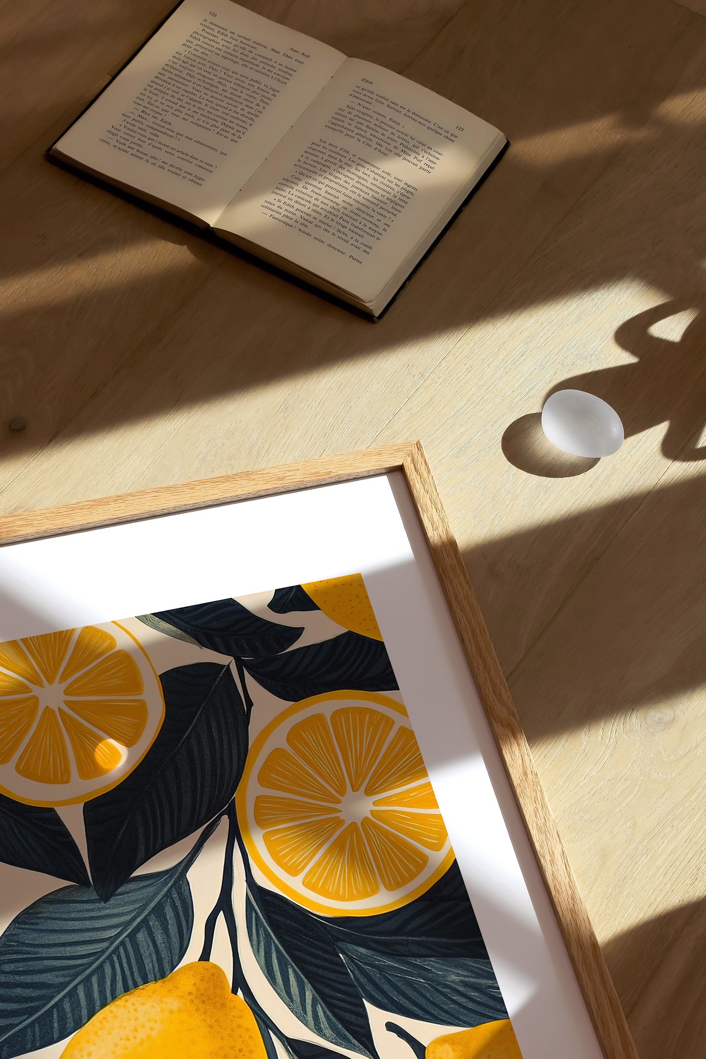 A pattern of Lemon pieces 2