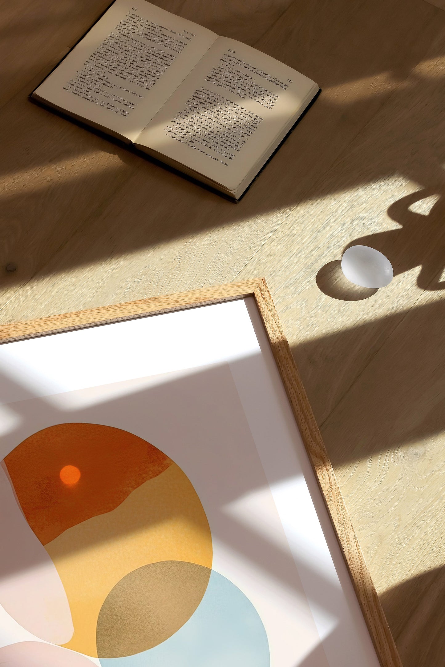 Aquarelle Circles on Off-White Background 2